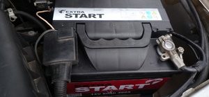 Особенности обмена старого аккумулятора автомобиля на новый